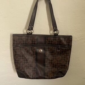 Authentic Coach Chelsea Heritage Brown Signature Leather Tote